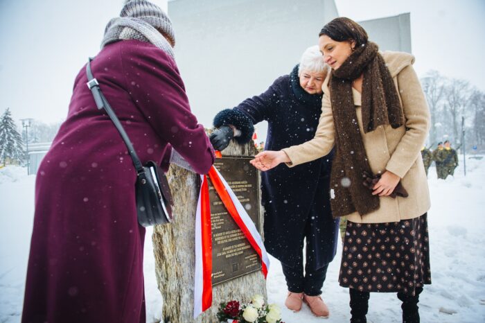 Upamiętnienie Anieli Nizioł i rodziny Wolkenfledów w Łańcucie, 3 grudnia 2023 r.